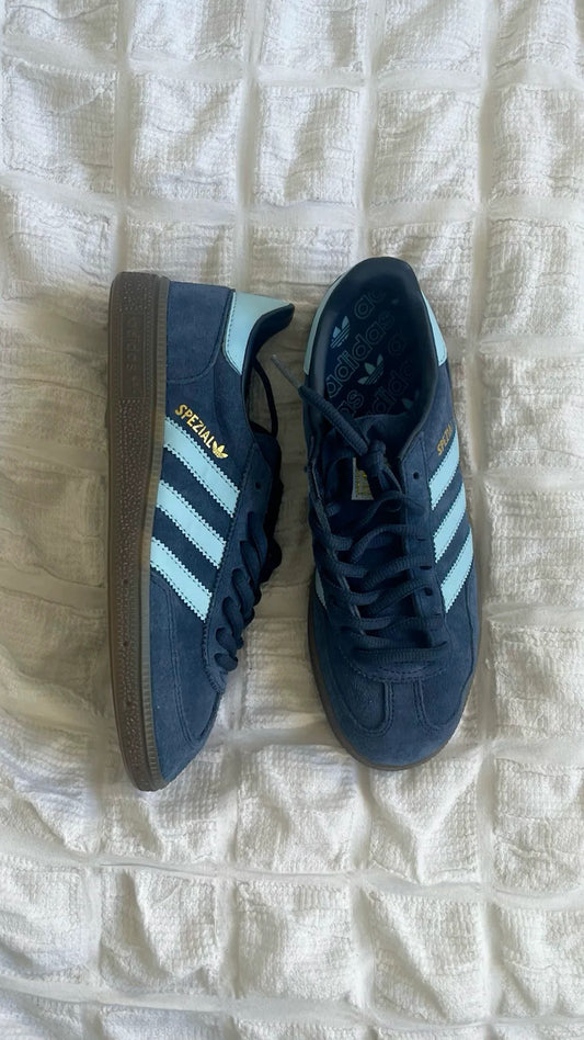 SPEZIAL AZUL CON CELESTE
