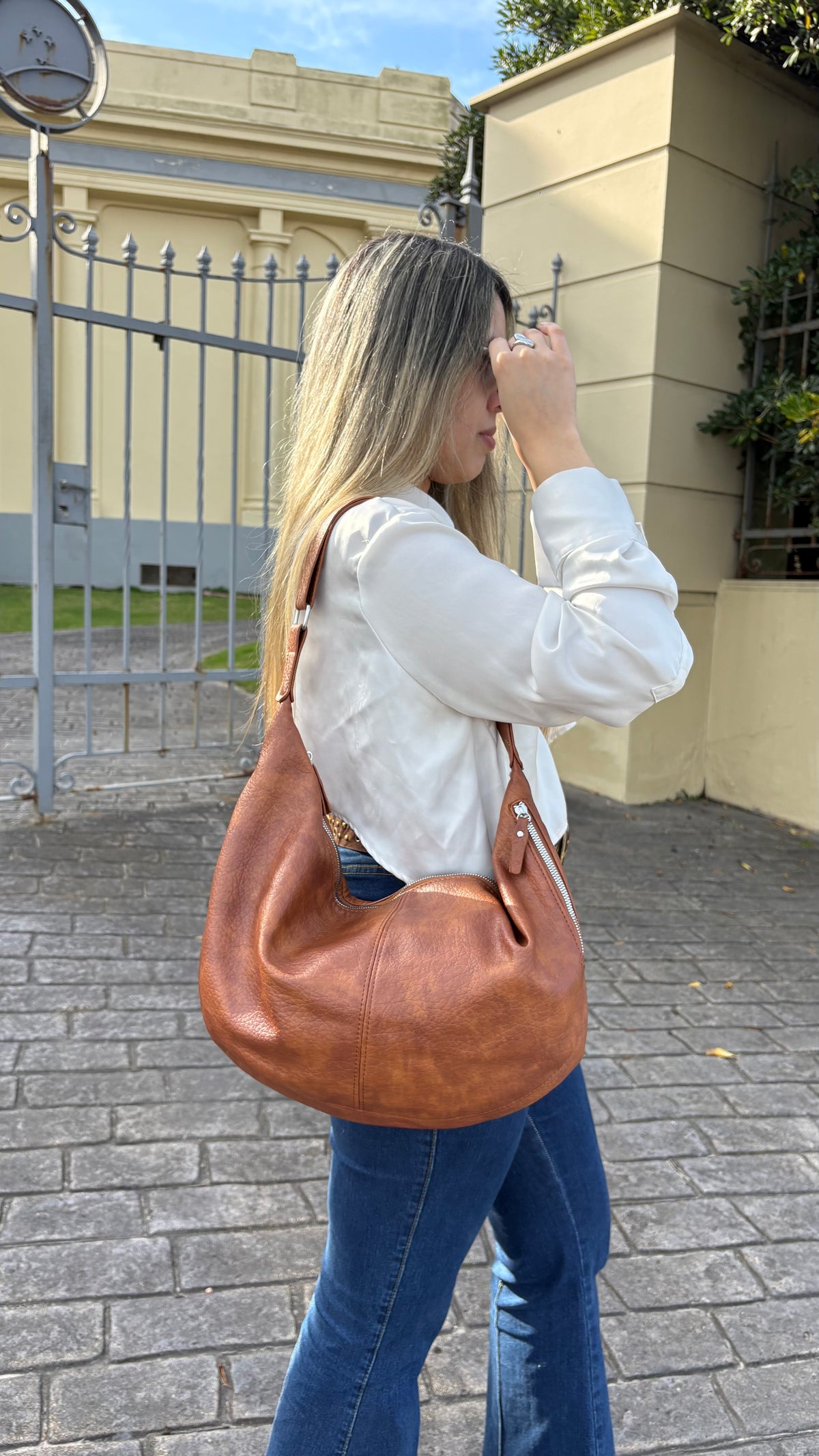 CARTERA BOMBÉ