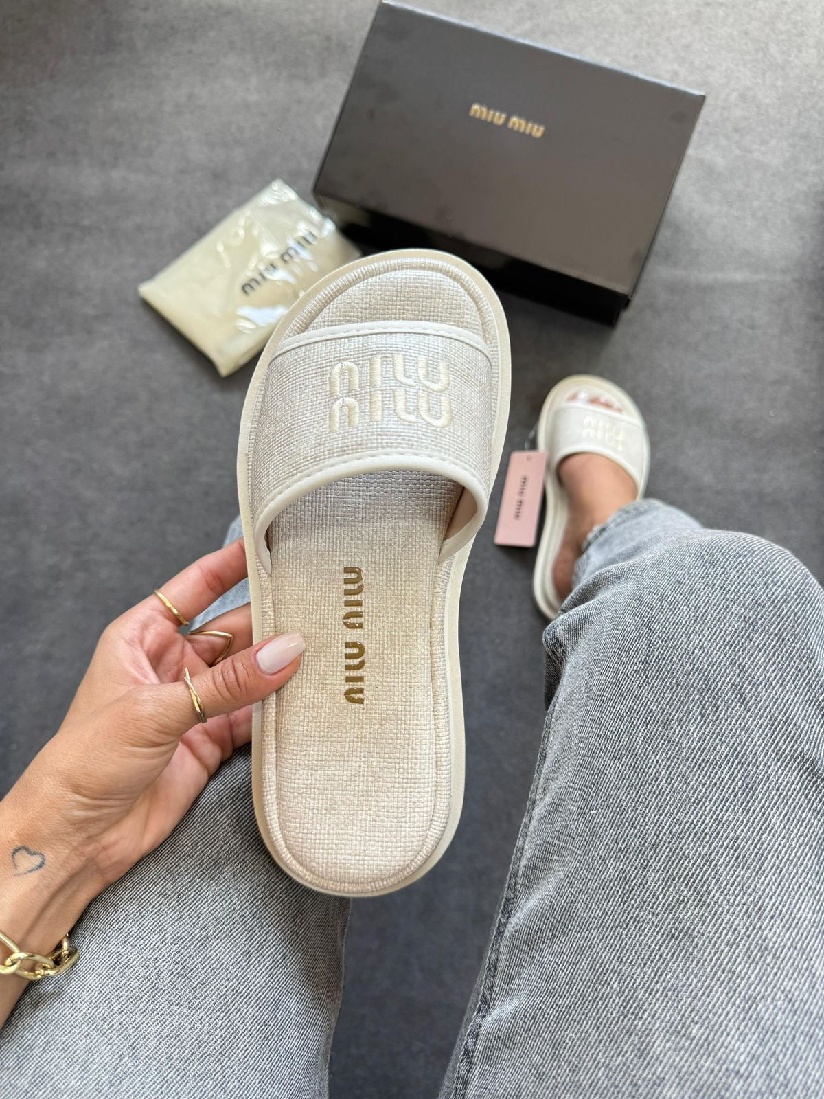 Sandalias Tipo Miu Miu